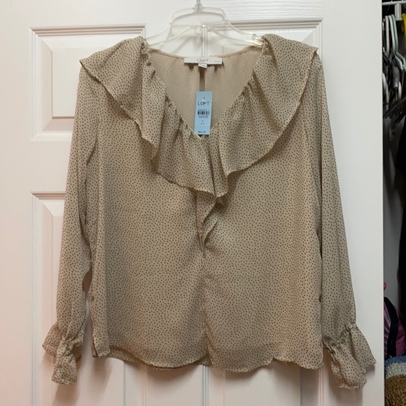 LOFT Tops - NWT Loft Blouse!